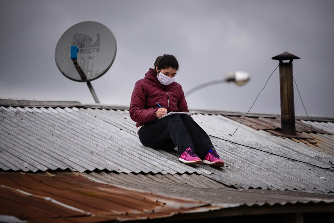 /regionales/region-del-nuble/zonas-rurales-y-semirurales-anuncian-fibra-optica-para-nuble-maule-los